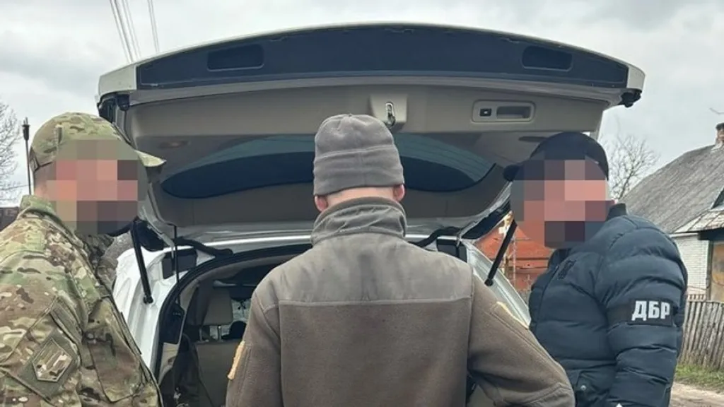 На Волині перед судом постануть 13 чоловіків, підозрюваних у масштабній незаконній вирубці лісу