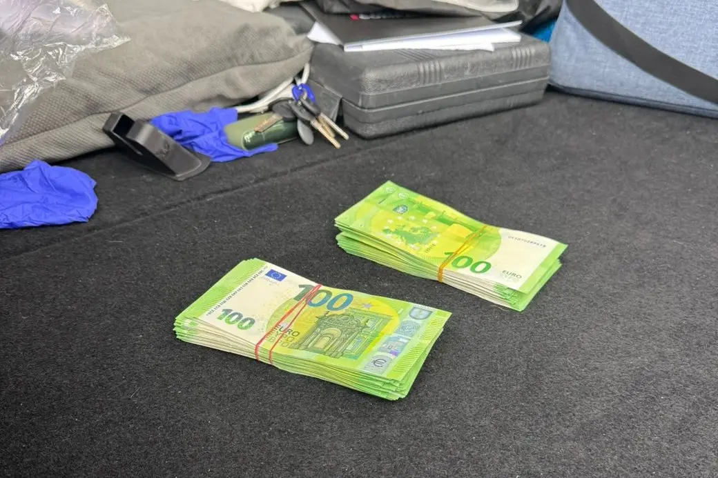 У Луцьку затримали військового та цивільного за спробу переправлення чоловіків до Польщі за 23 тисячі євро