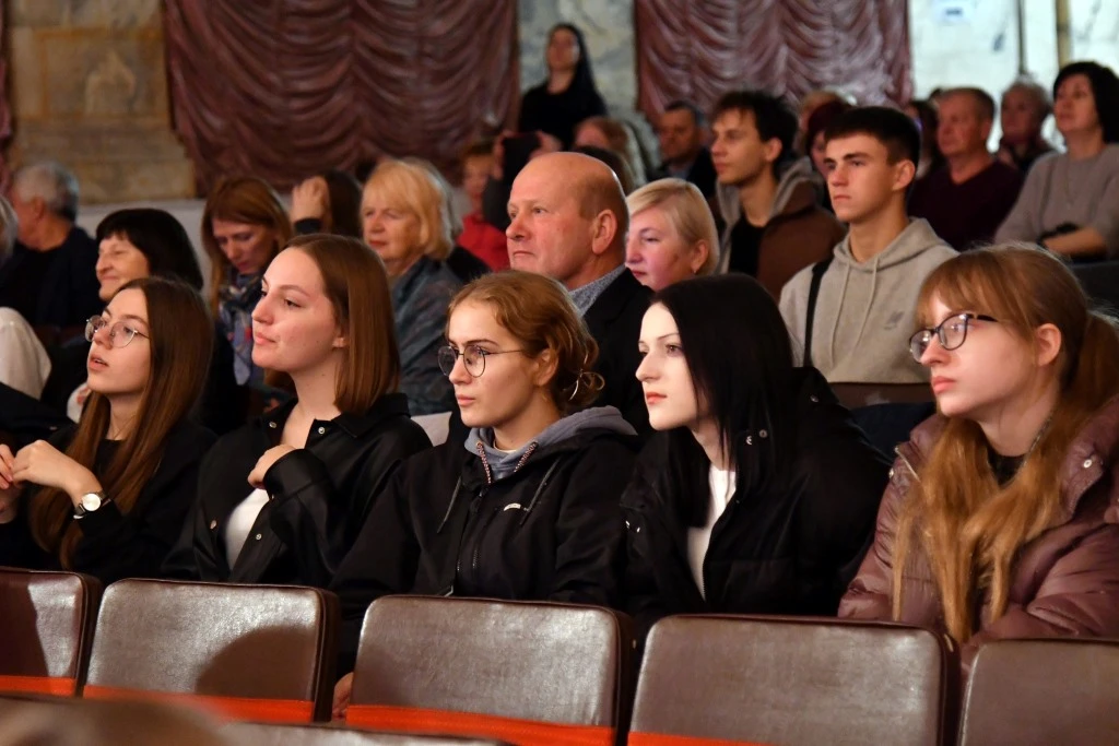 Працівників культури та майстрів народного мистецтва вітали у Луцьку