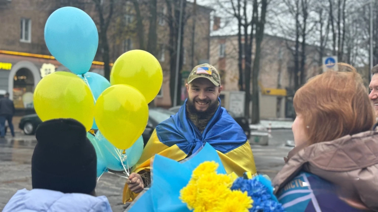 Нововолинськ зустрів воїна-земляка з російського полону