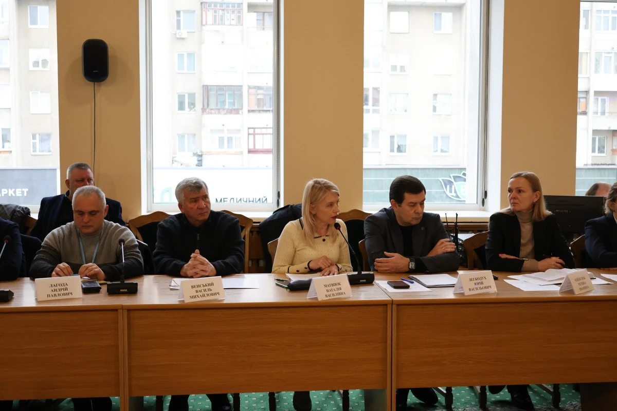 Готовність області до роботи в умовах відсутності електроенергії обговорили під час оперативної наради начальника ОВА