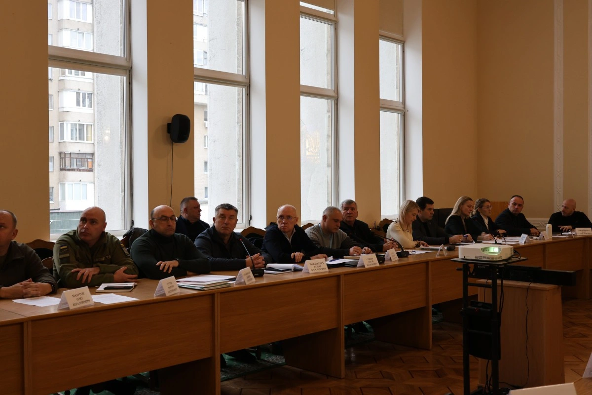 Готовність області до роботи в умовах відсутності електроенергії обговорили під час оперативної наради начальника ОВА