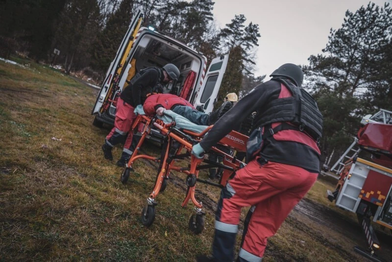 Перевірка на готовність: на Волині рятували пацієнтів під час «пожежі» у медзакладі