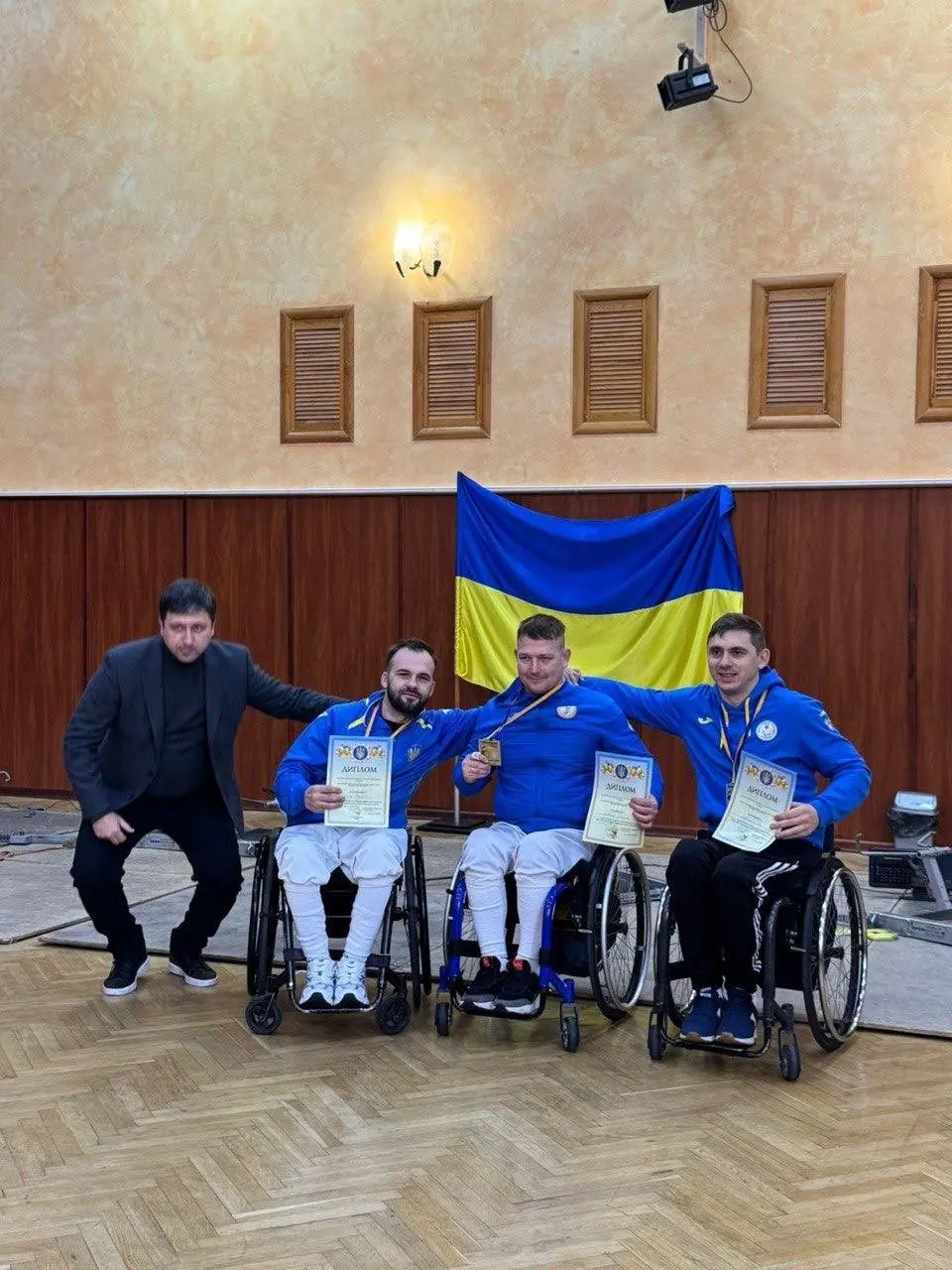 На кубку України з фехтування на візках четверо волинян здобули 8 медалей