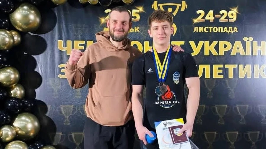 Чемпіонату України з важкої атлетики у Луцьку: двоє волинян здобули 5 медалей