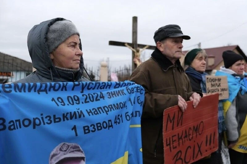 «Вони наші рідні»: на Волині відбулася акція на підтримку полонених та зниклих безвісти