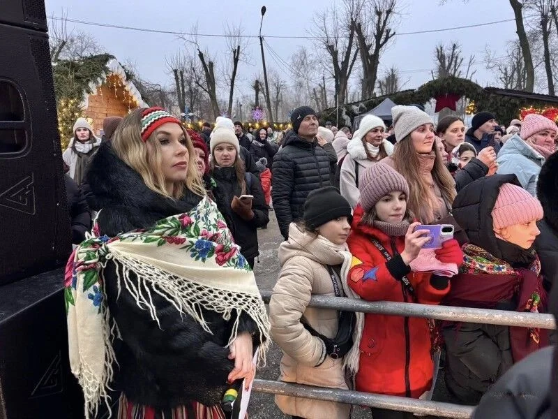 Різдво з вірою у перемогу: громада Волині об’єдналася у благодійній коляді для ЗСУ
