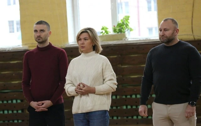 Різдвяний мініфутбол у Луцьку: 12 команд, три ліги і перші емоції перемог