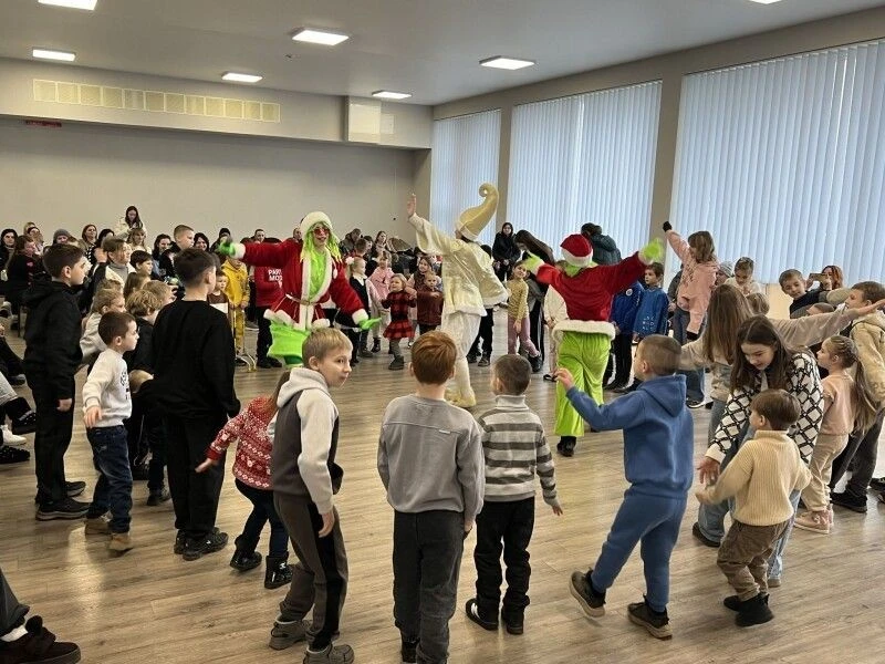 Різдво, яке зігріває: у Ковелі здійснили мрії 165 дітей