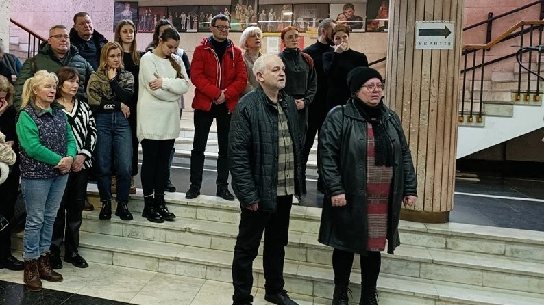 У фоє Волинського драмтеатру з’явився знак пам’яті сценічному машиністу, який загинув на війні