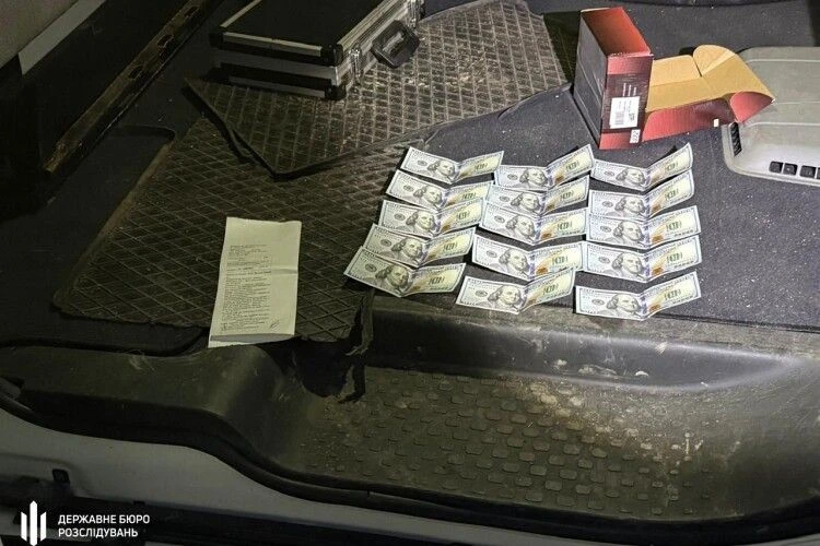 На Волині викрили схему «очищення» баз ТЦК за гроші