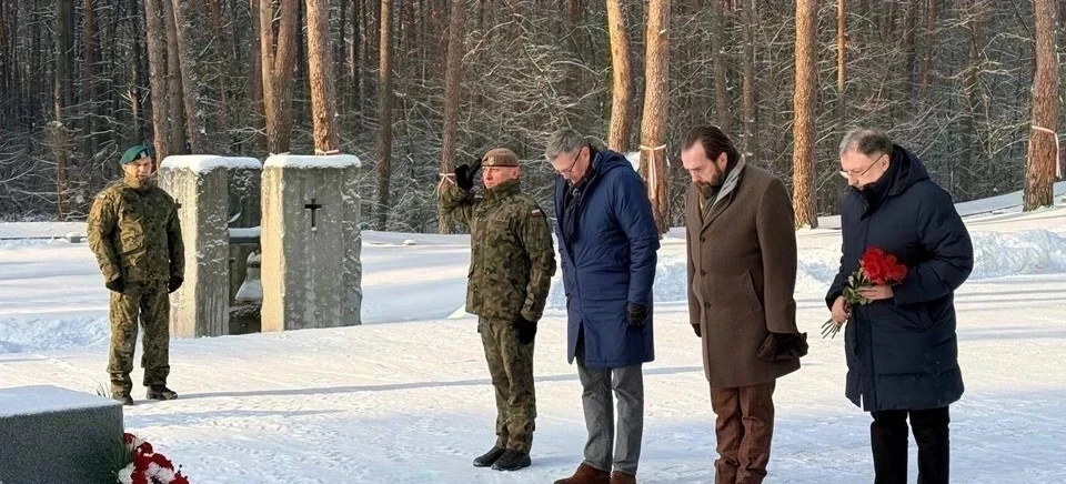 Польська делегація в Биківні: пам’ять про жертв НКВС і сигнал підтримки Києву
