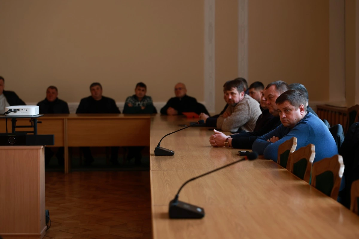 Кінець епохи «прямих» договорів: як на Волині планують перезавантажити ринок перевезень у 2026 році