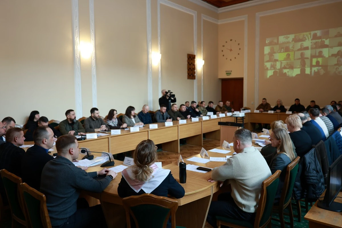 Волинські автошляхи під контролем: як область забезпечує проїзд та готується до весняних ремонтів