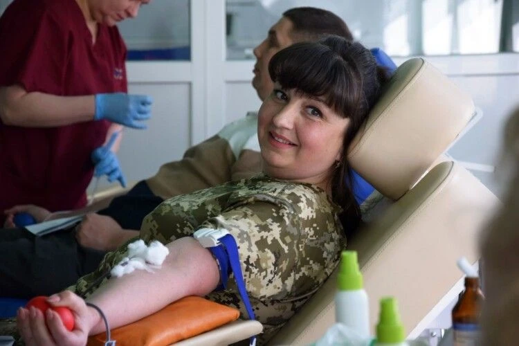 На варті життя: як волинські прикордонники наповнюють банк крові для побратимів