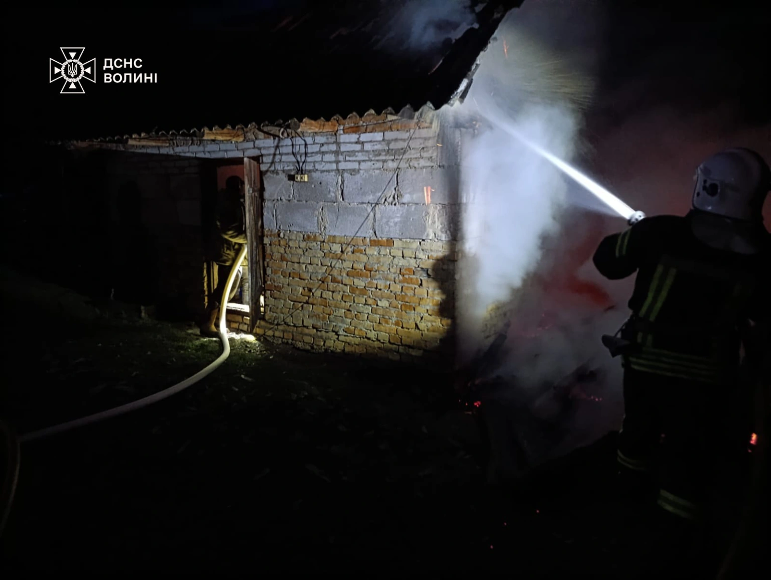 Пожежна хроніка Волині: за добу вогонь охопив три приватні об’єкти
