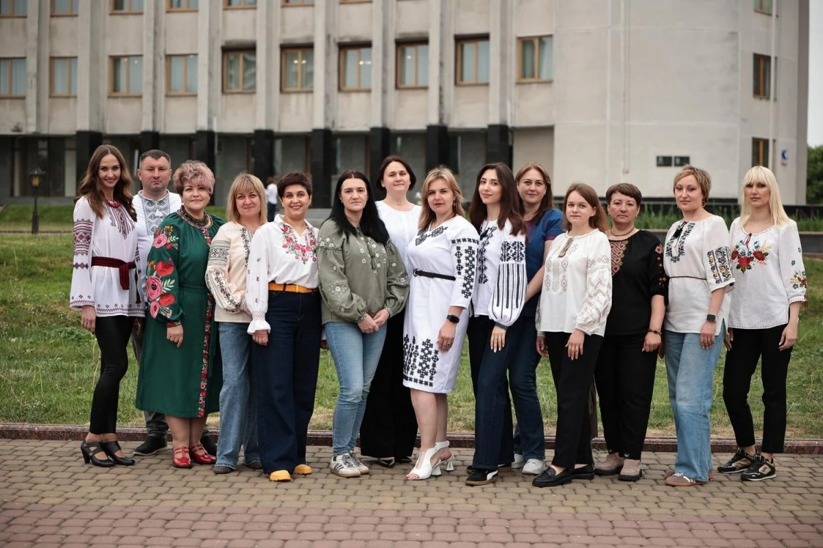 Оберіг на щодень: Україна святкує 20-річчя Дня вишиванки